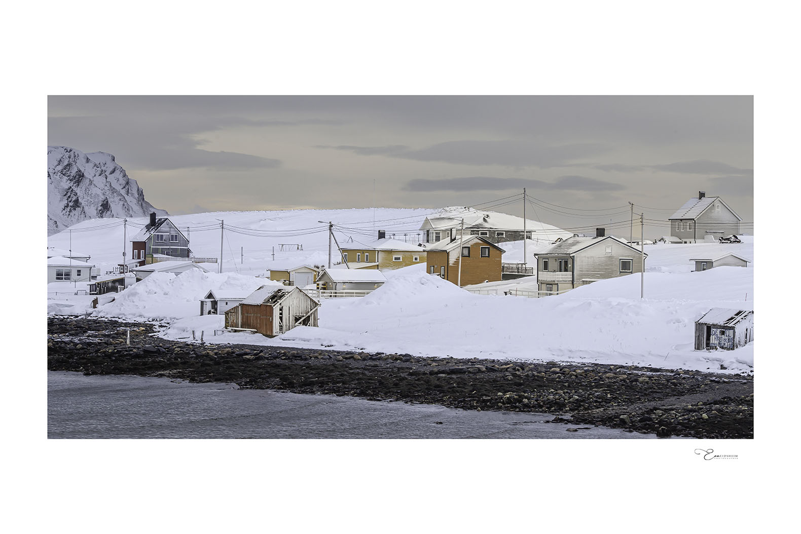 Fine Art Prints - Arctic winter Sarnesfjord I. All photographs are available in a limited edition of only 250 prints. Visit the gallery to the Norwegian photographer Eva Virkesdal Eidsheim.