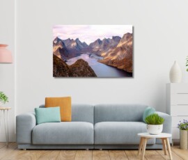 Fine Art Prints. View Reinebringen I. Visit the gallery to the Norwegian photographer Eva Virkesdal Eidsheim.